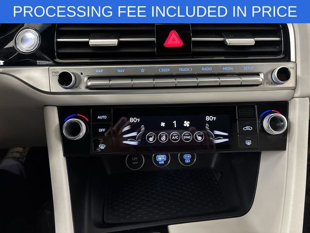 Used 2024 Genesis G70 2.5T AWD/4WD image 11