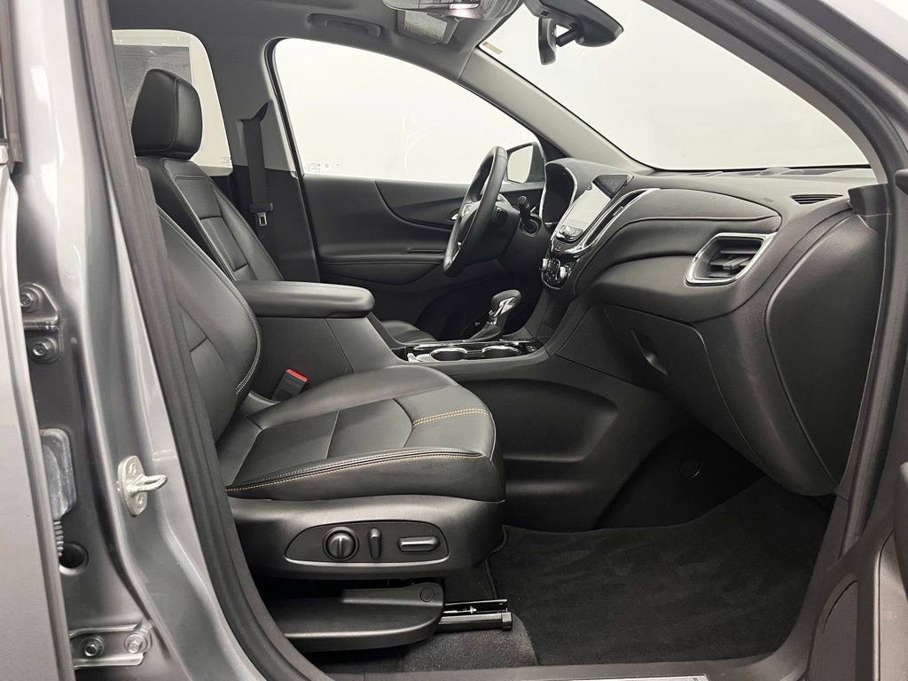 Used 2024 Chevrolet Equinox Premier image 29