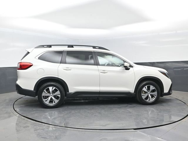 Used 2025 Subaru Ascent Premium AWD/4WD image 3