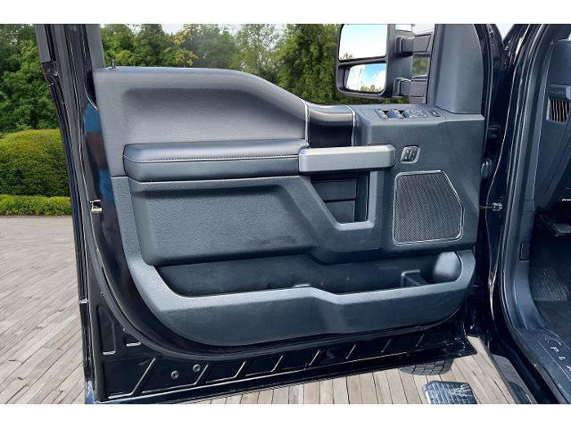 Certified 2019 Ford F450 Platinum w/ Platinum Ultimate Package AWD/4WD image 19