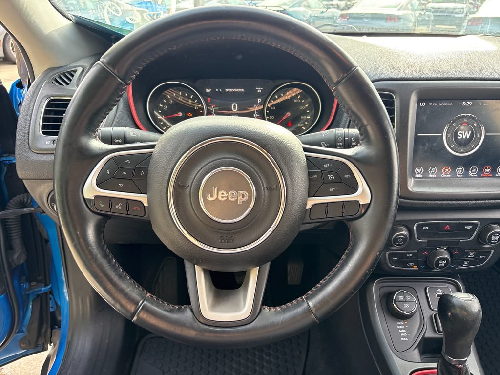 Used 2018 Jeep Compass Trailhawk w/ Popular Equipment Group AWD/4WD image 18