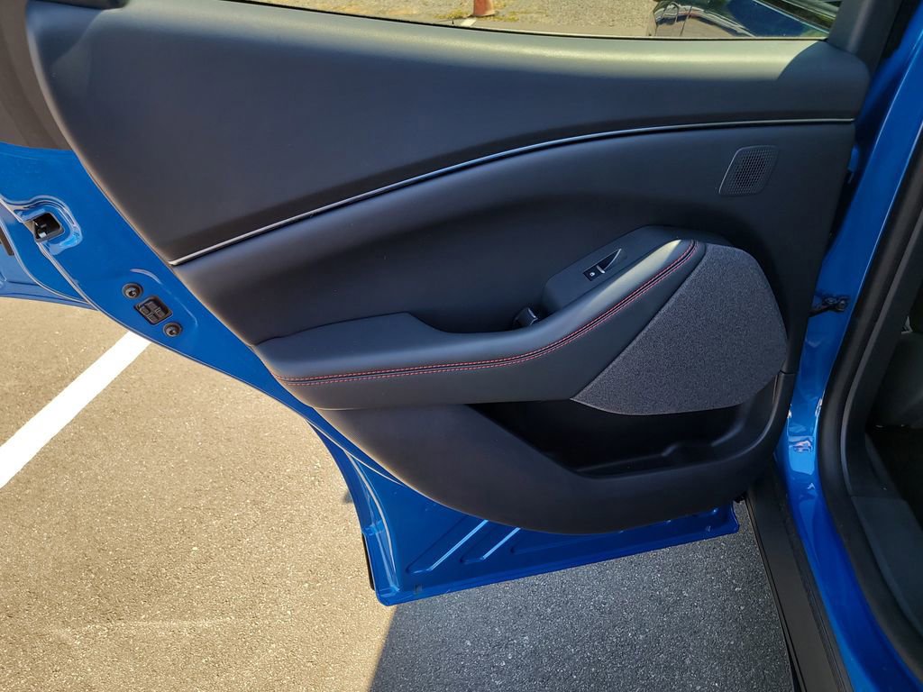 Certified 2025 Ford Mustang Mach-E Premium w/ Sport Appearance Package image 9