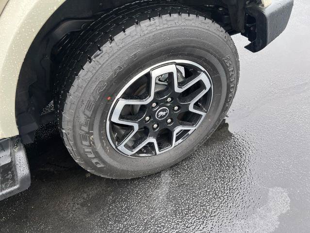 Certified 2025 Ford Bronco Outer Banks AWD/4WD image 9
