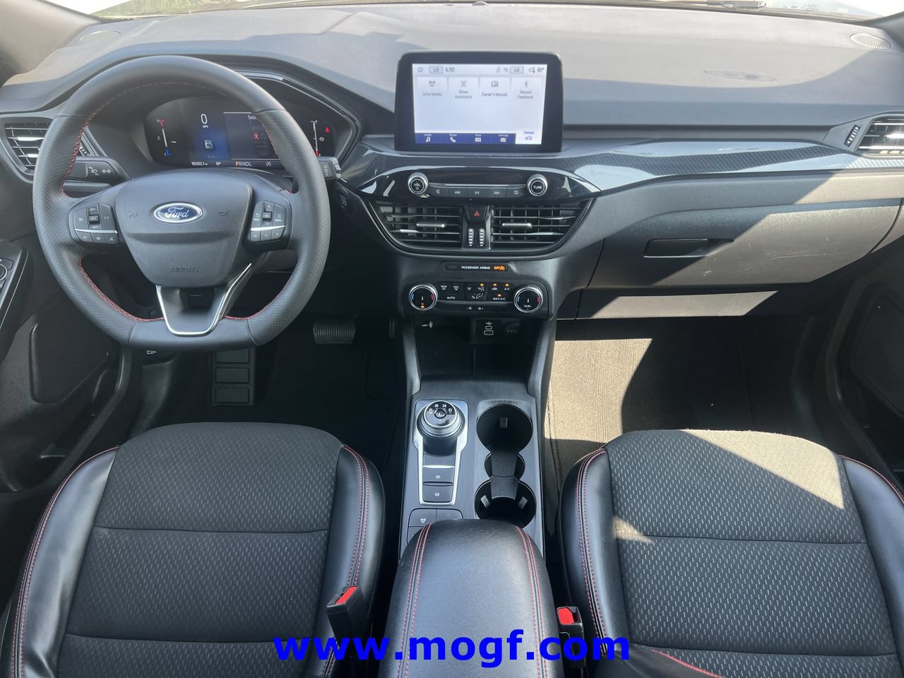 Certified 2025 Ford Escape ST-Line FWD image 5