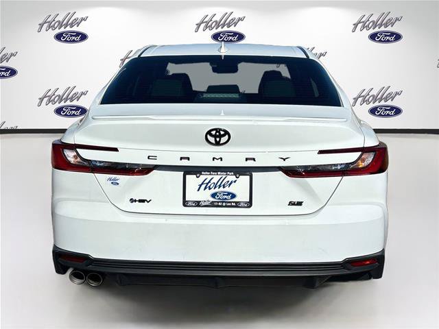 Used 2025 Toyota Camry SE w/ Convenience Package FWD image 7