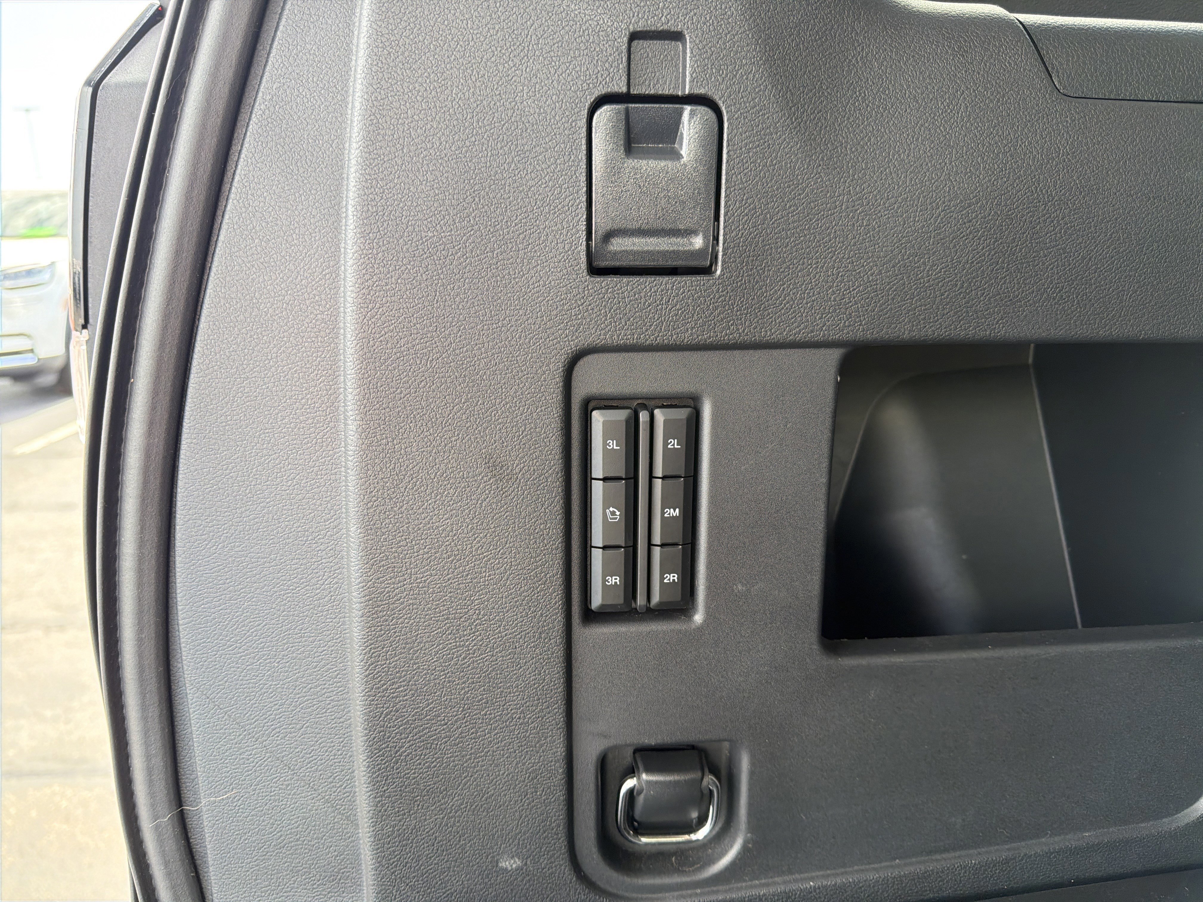 Certified 2024 Ford Expedition Max Platinum image 20