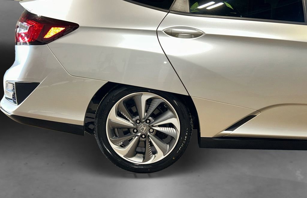Used 2018 Honda Clarity Plug-In Hybrid image 18