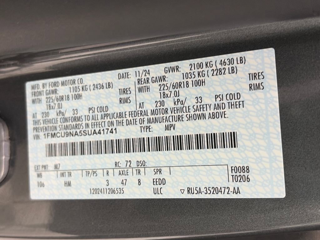 Certified 2025 Ford Escape ST-Line Select AWD/4WD image 9