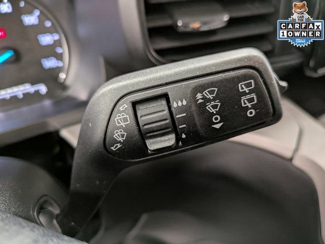 Certified 2023 Ford Explorer XLT w/ Class IV Trailer Tow Package image 18