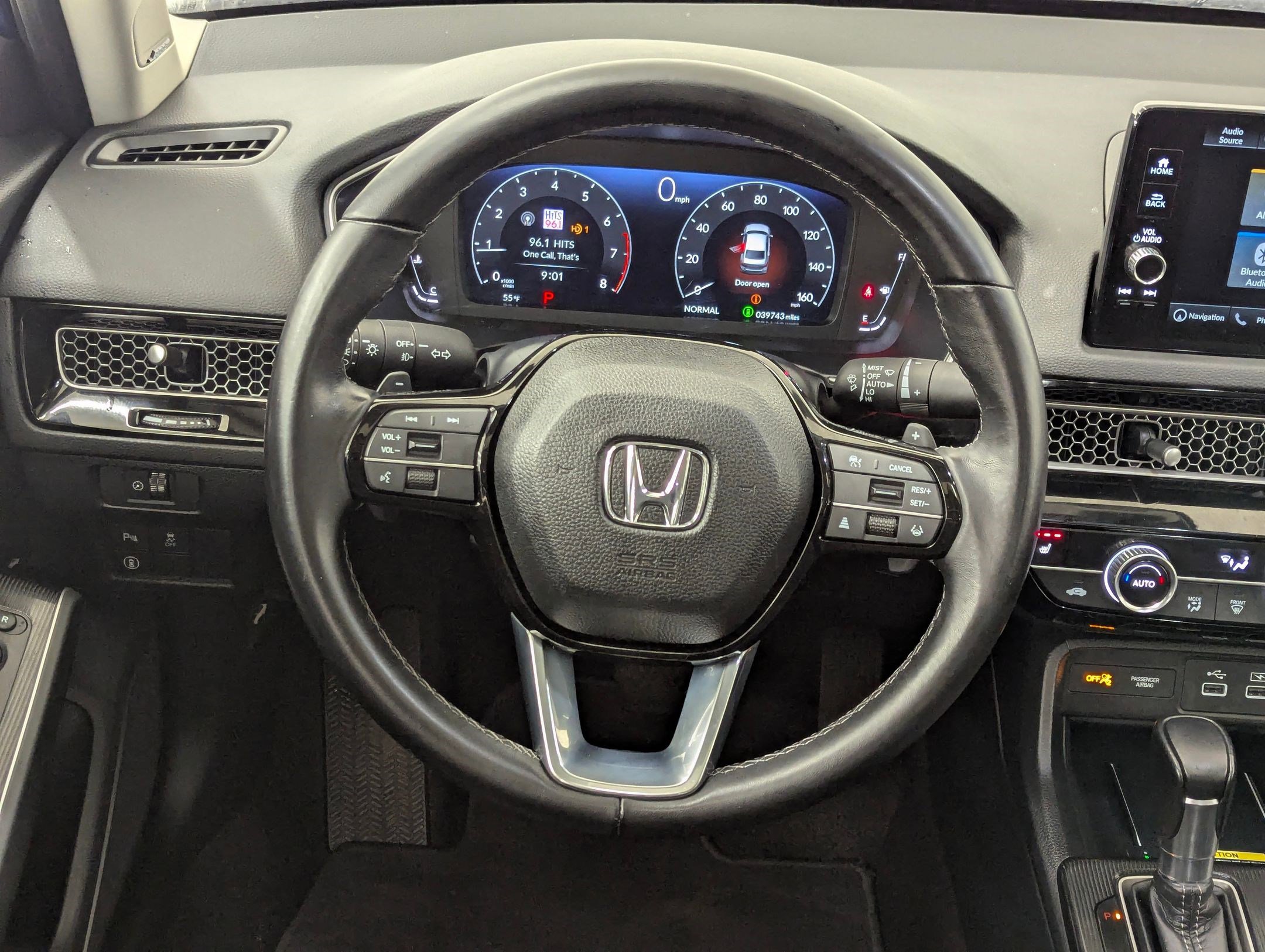 Used 2023 Honda Civic Touring image 15