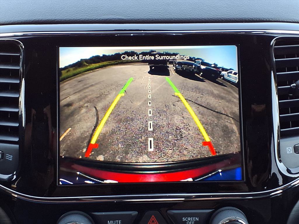 Used 2020 Jeep Grand Cherokee Altitude image 12