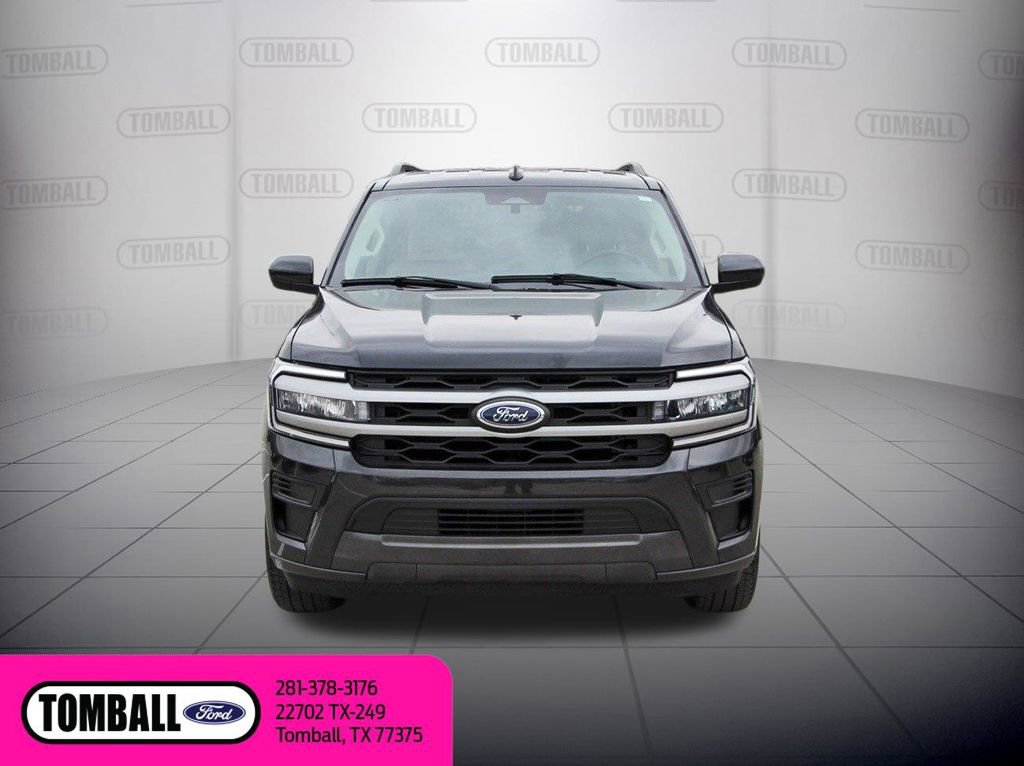 Certified 2024 Ford Expedition XLT RWD image 2