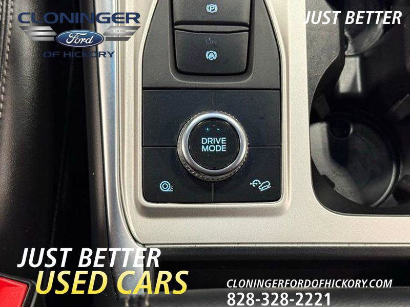 Certified 2022 Ford Explorer XLT w/ Equipment Group 202A image 32