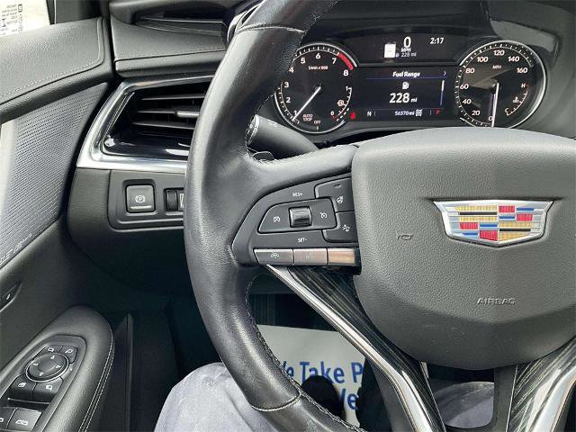 Used 2020 Cadillac XT6 Premium Luxury image 14