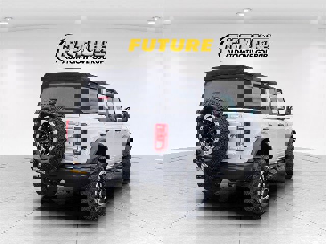 Certified 2023 Ford Bronco Black Diamond w/ Sasquatch Package image 3