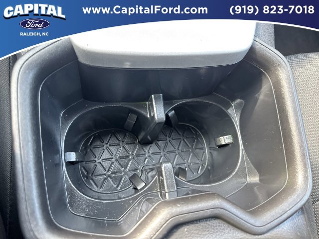 Used 2025 Toyota RAV4 LE AWD/4WD image 31