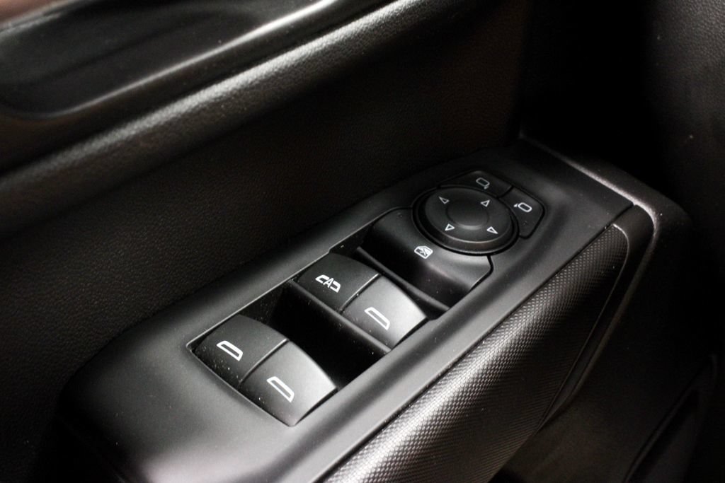Used 2023 Chevrolet Silverado 1500 Custom AWD/4WD image 25