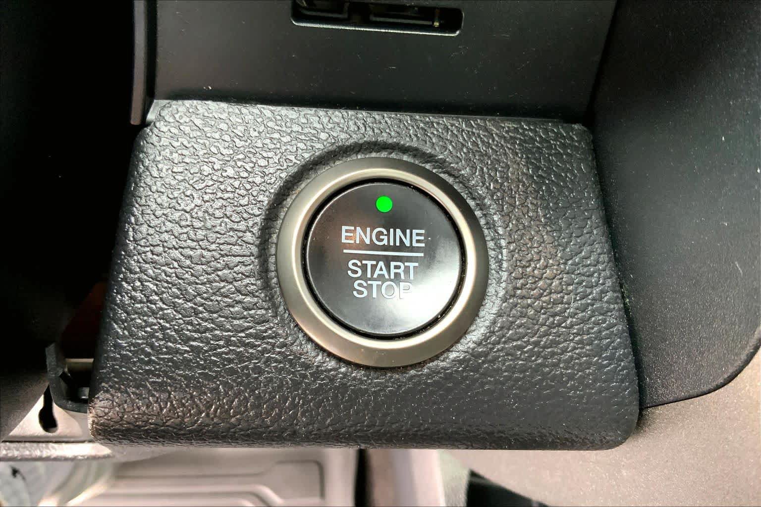 Certified 2019 Ford F150 Raptor w/ Equipment Group 802A Luxury AWD/4WD image 32