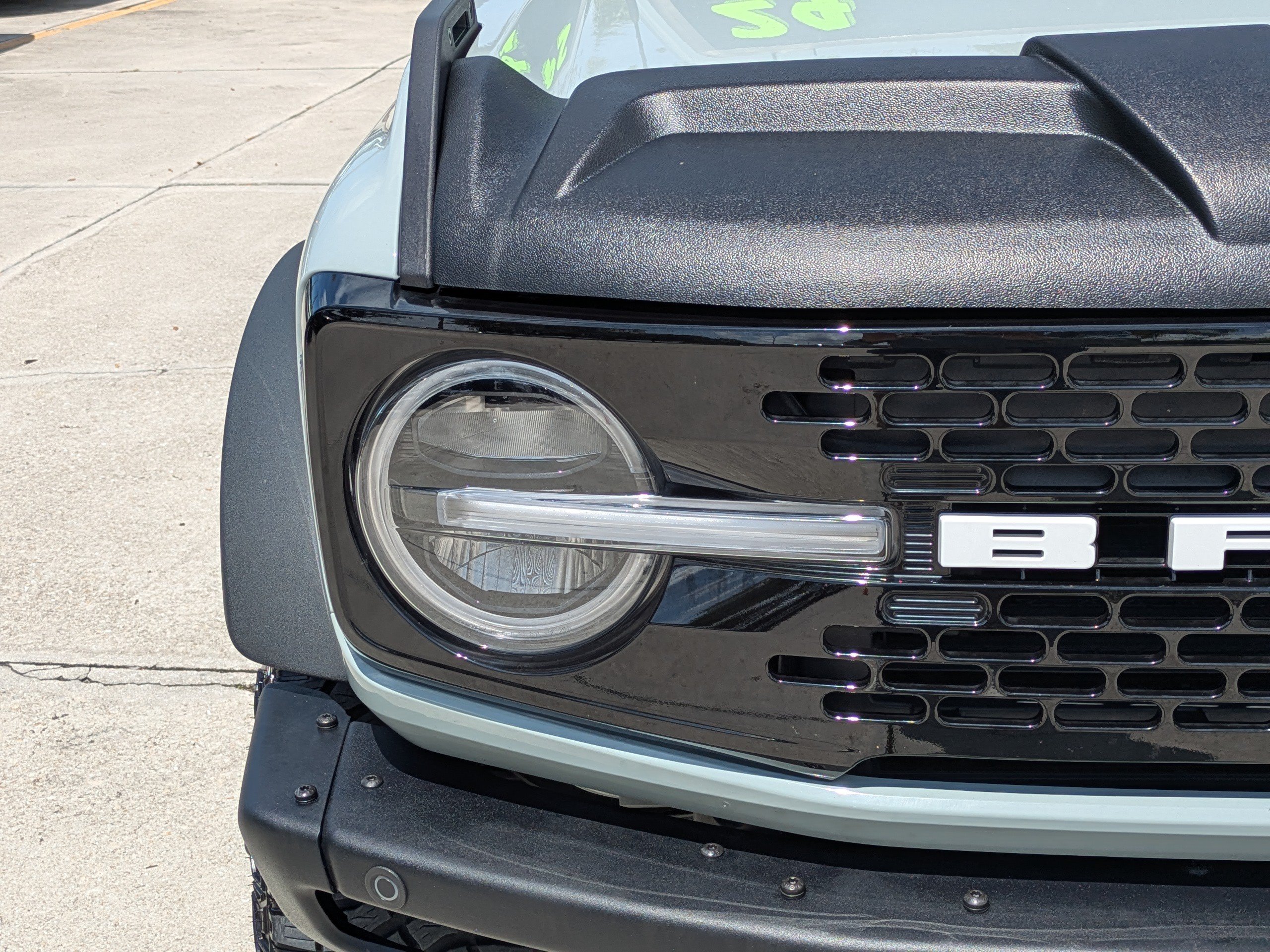Certified 2024 Ford Bronco Wildtrak AWD/4WD image 9