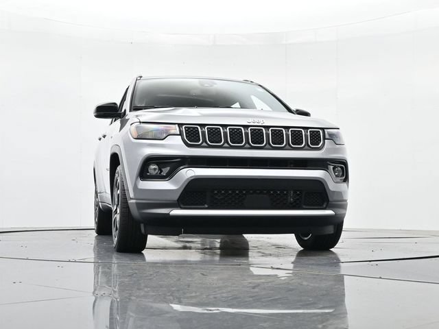Used 2023 Jeep Compass Limited AWD/4WD image 37