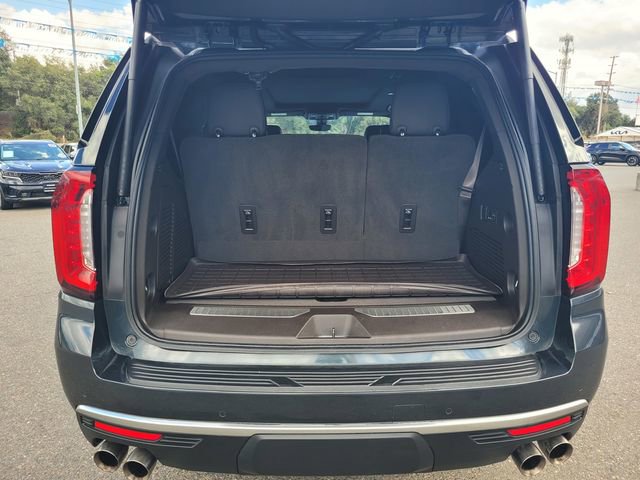 Used 2021 GMC Yukon Denali w/ Denali Premium Package AWD/4WD image 8