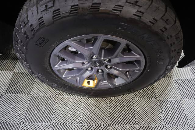 Certified 2025 Ford Expedition Tremor AWD/4WD image 37