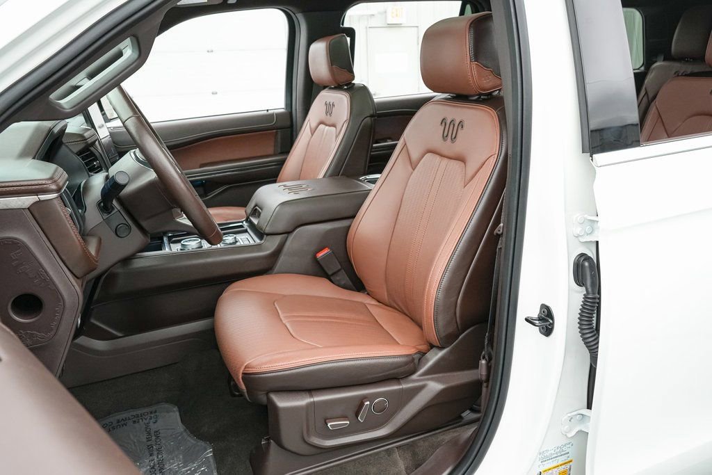 Certified 2024 Ford Expedition King Ranch AWD/4WD image 14