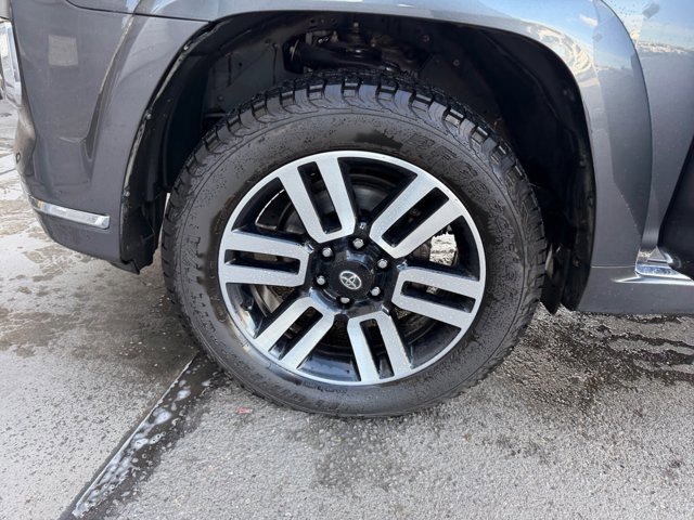 Used 2023 Toyota 4Runner Limited AWD/4WD image 27
