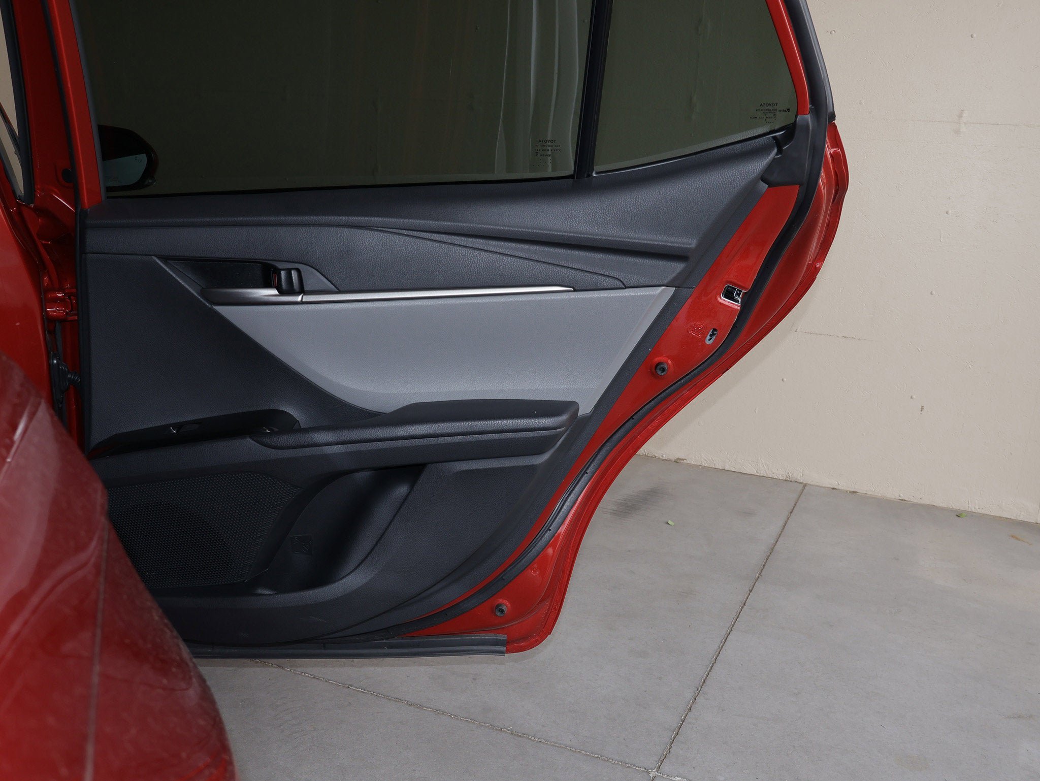 Used 2025 Toyota Camry LE FWD image 44