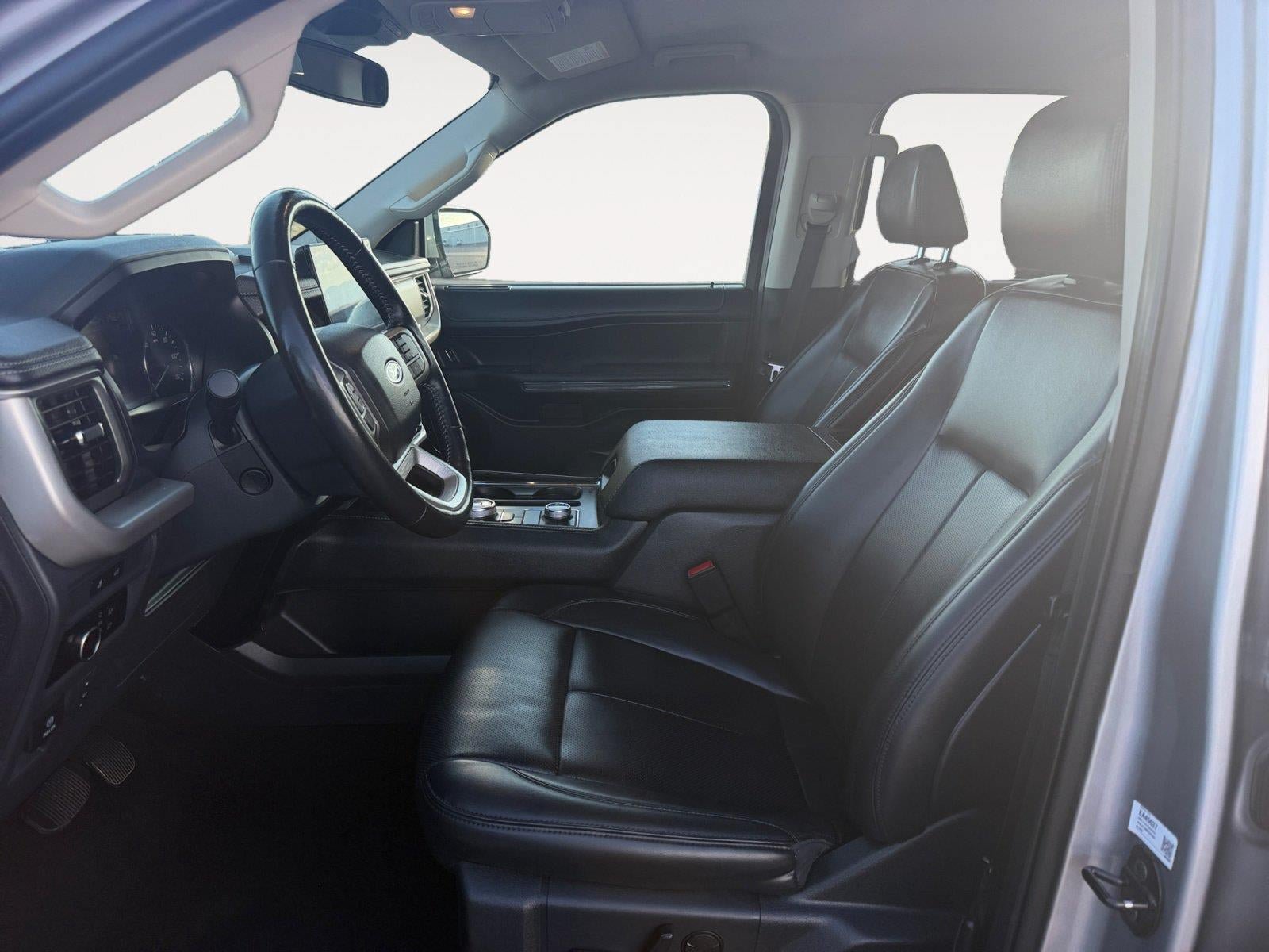 Certified 2024 Ford Expedition XLT AWD/4WD image 9