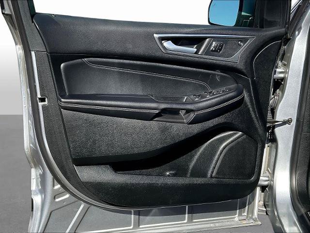 Certified 2024 Ford Edge Titanium AWD/4WD image 22