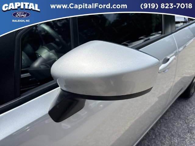 Used 2025 Nissan Versa SV FWD image 12