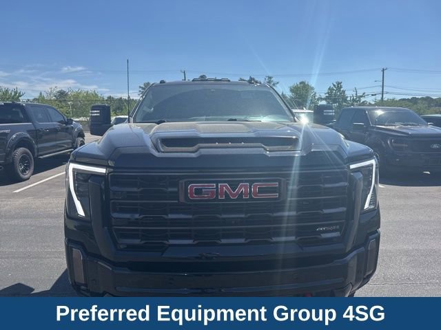 Used 2024 GMC Sierra 2500 AT4X AWD/4WD image 3