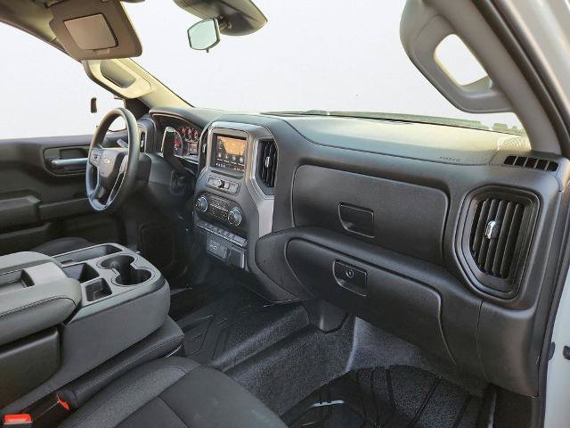 Used 2026 Chevrolet Silverado 1500 Custom w/ LPO, Dark Essentials Package RWD image 20