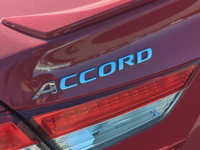 Used 2018 Honda Accord Sport image 32