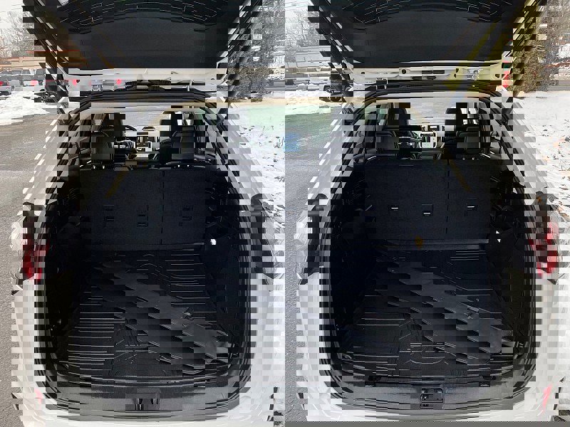 Certified 2022 Ford Edge Titanium w/ Cargo Accessory Package image 9