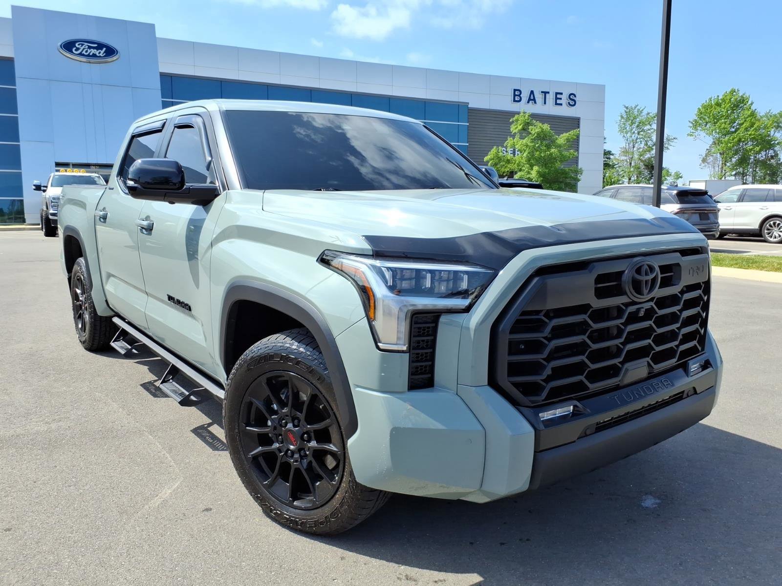 Used 2025 Toyota Tundra Limited w/ TRD Off-Road Package AWD/4WD image 7
