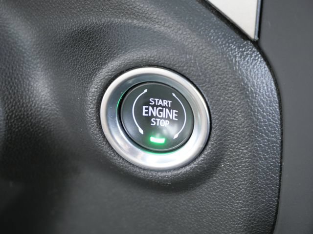 Used 2021 Chevrolet Silverado 1500 LT AWD/4WD image 23