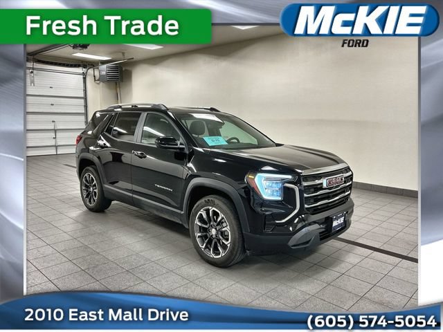 Used 2025 GMC Terrain Elevation w/ Elevation Premium Package