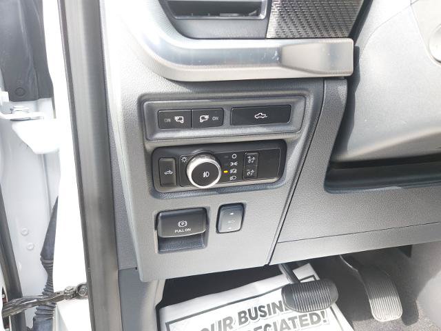 Certified 2023 Ford F150 Raptor w/ Raptor Carbon Fiber Package AWD/4WD image 25