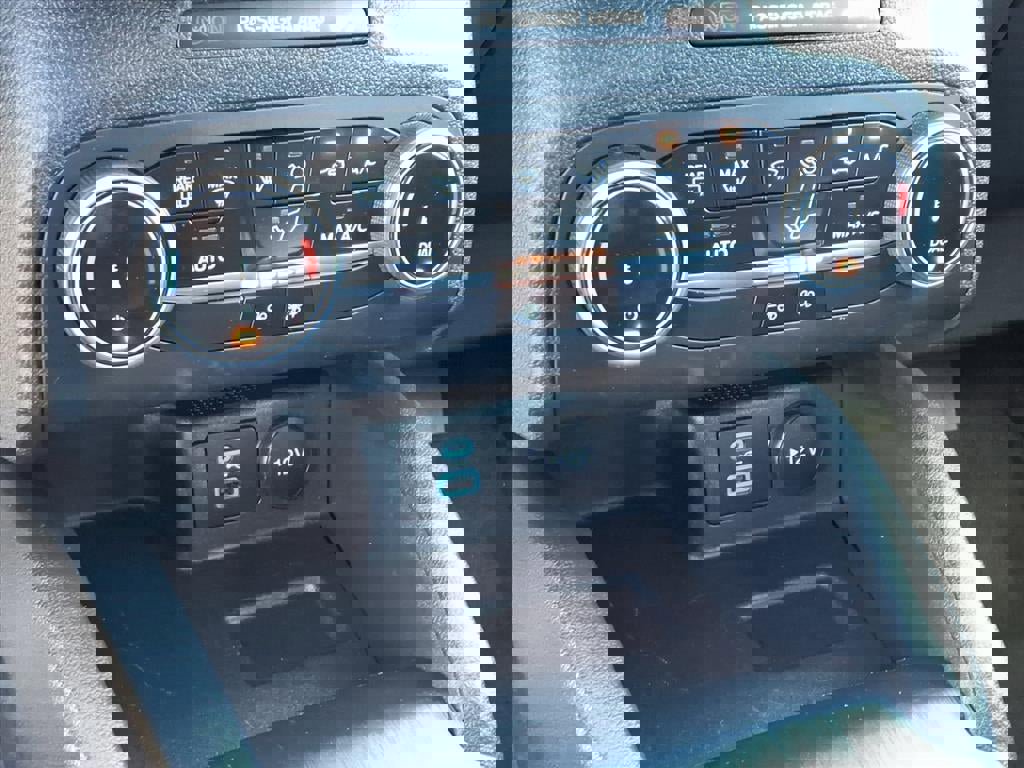 Certified 2023 Ford Escape Active image 28