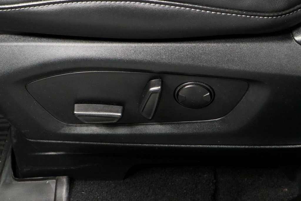 Certified 2023 Ford Explorer XLT w/ Equipment Group 202A image 29