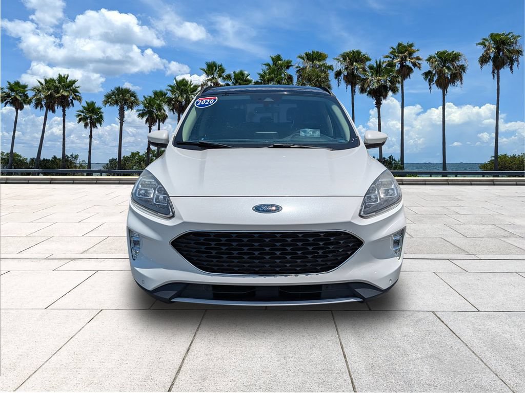 Certified 2020 Ford Escape Titanium w/ Titanium Premium Package 2.0 FWD image 2