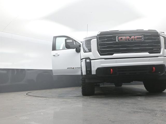 Used 2024 GMC Sierra 2500 AT4 w/ Max Trailering Package AWD/4WD image 30