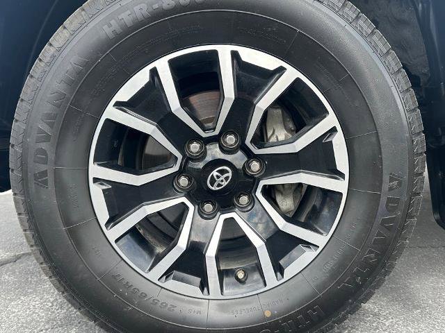 Used 2020 Toyota Tacoma TRD Sport w/ Technology Package AWD/4WD image 9