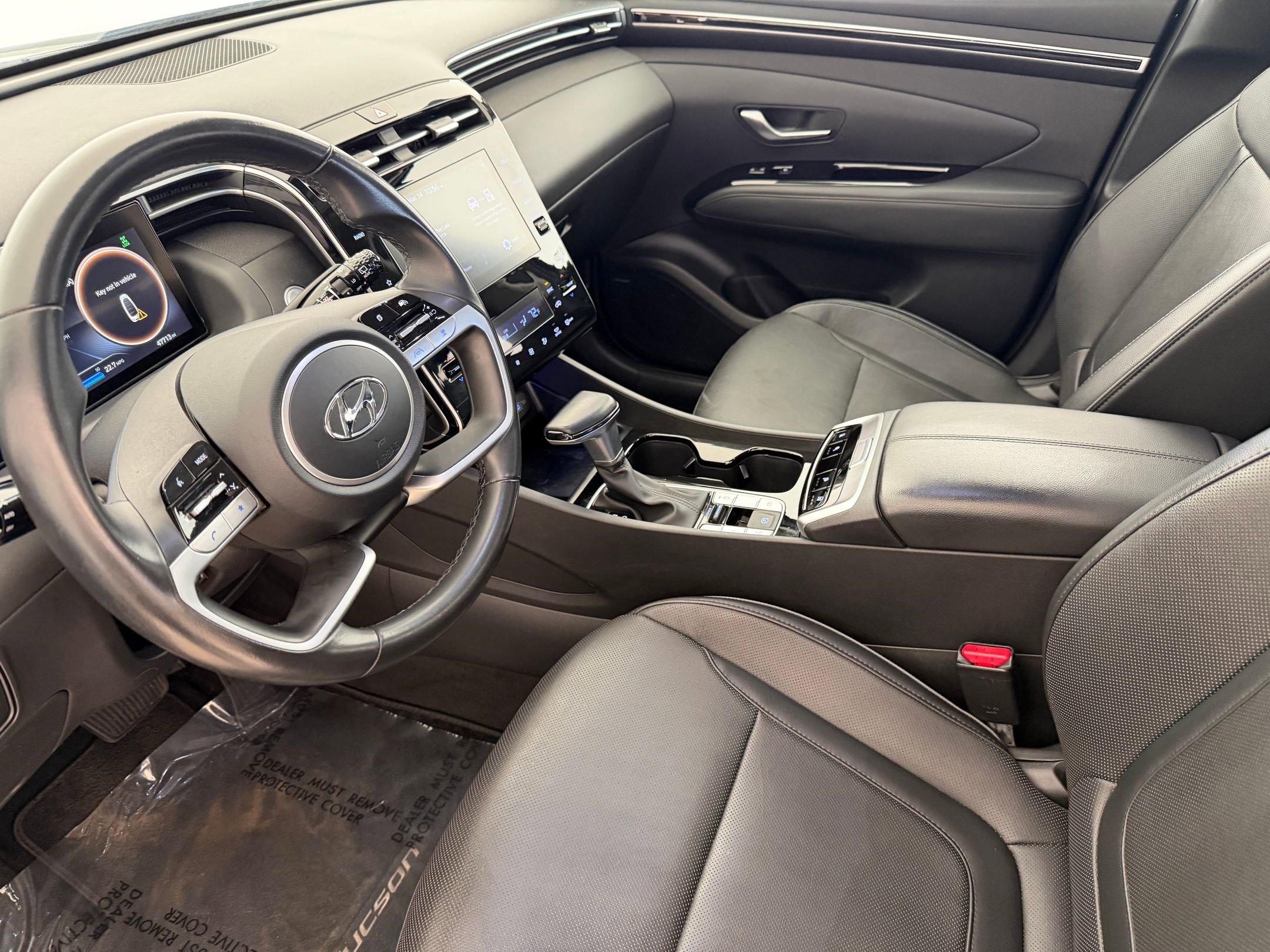 Used 2022 Hyundai Tucson SEL w/ Convenience + Premium Package image 4