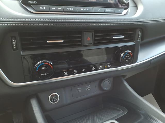 Used 2023 Nissan Rogue SV image 27