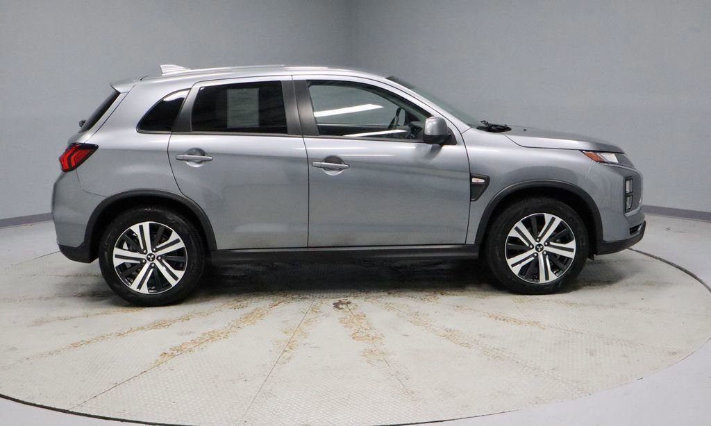 Used 2025 Mitsubishi Outlander Sport ES AWD/4WD image 6