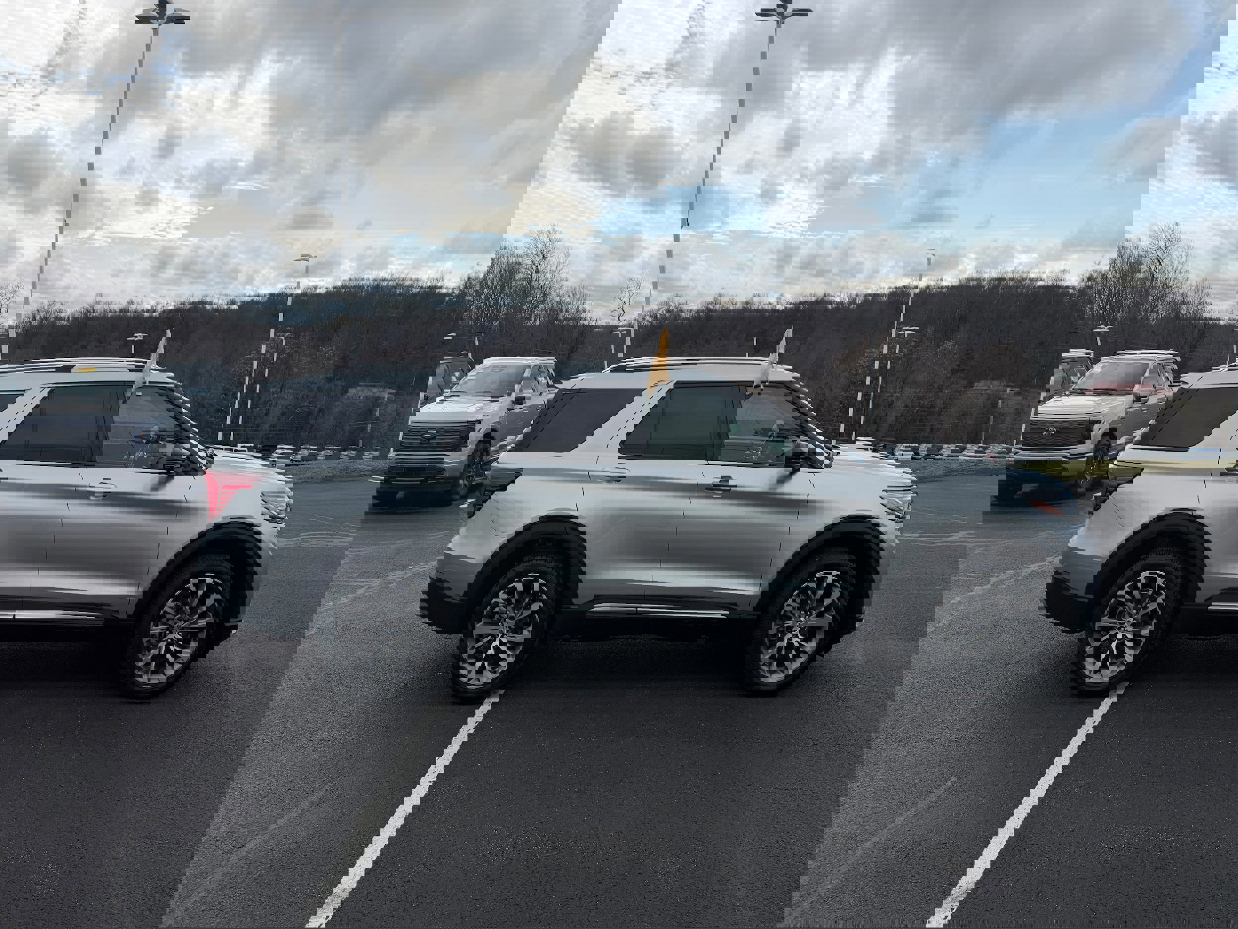 Certified 2025 Ford Explorer Platinum w/ Ultimate Package image 2