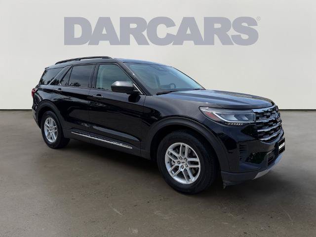Certified 2025 Ford Explorer Active RWD image 1